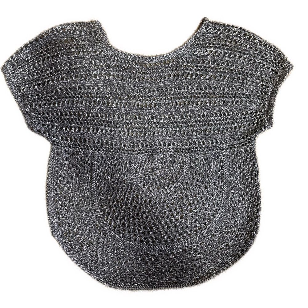 Women’s Medium Gray & Metallic Silver Crochet Short Sleeve Sweater Top